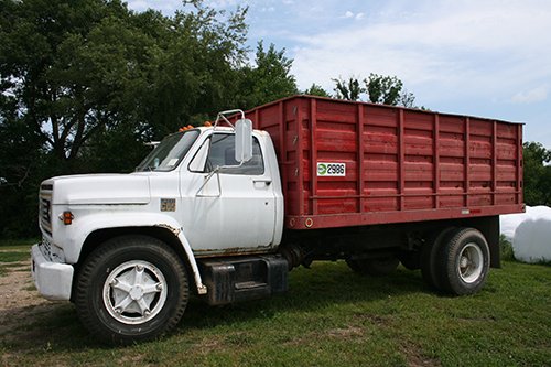 Property photo 1 - FARM EQUIPMENT AUCTION