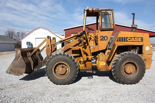 Property photo 1156 - EQUIPMENT AUCTION