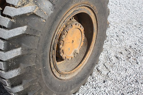 Property photo 1162 - EQUIPMENT AUCTION