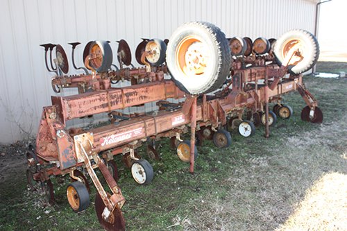Property photo 1174 - EQUIPMENT AUCTION