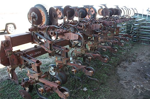 Property photo 1176 - EQUIPMENT AUCTION
