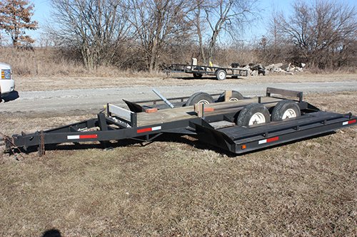 Property photo 832 - EQUIPMENT AUCTION