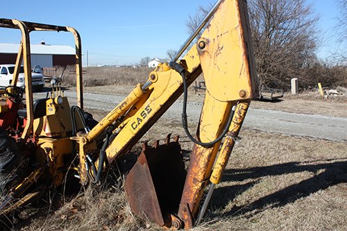 Property photo 824 - EQUIPMENT AUCTION