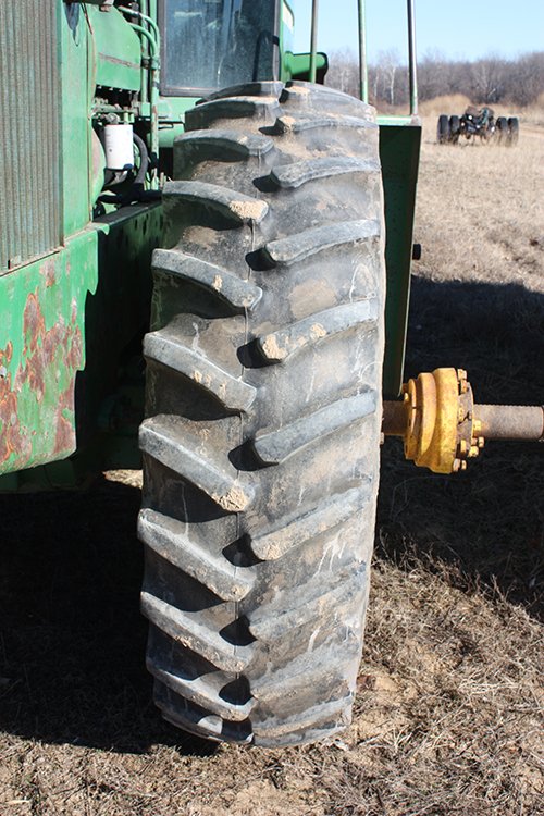 Property photo 810 - EQUIPMENT AUCTION