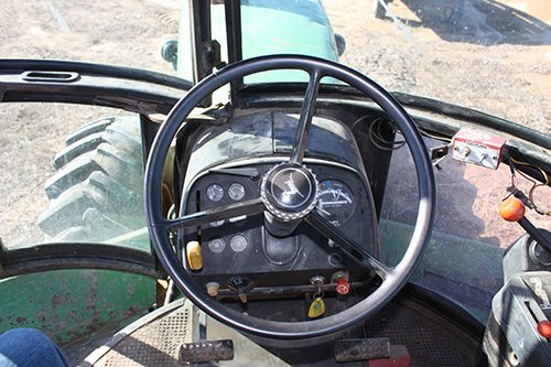Property photo 813 - EQUIPMENT AUCTION