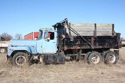 Property photo 787 - EQUIPMENT AUCTION