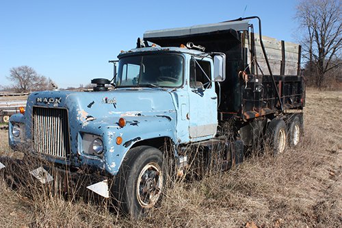 Property photo 788 - EQUIPMENT AUCTION