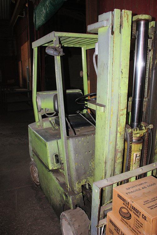 Property photo 753 - EQUIPMENT AUCTION