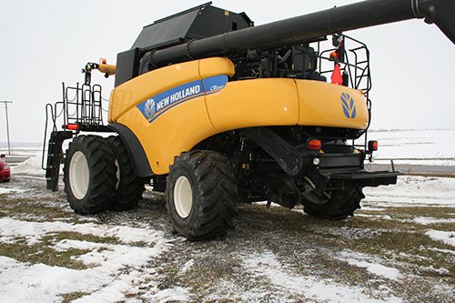 Phillips Equipment - FARM EQUIPMENT AUCTION, 2 AUCTION IN 1!!