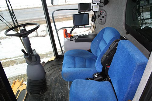 Phillips Equipment - FARM EQUIPMENT AUCTION, 2 AUCTION IN 1!!