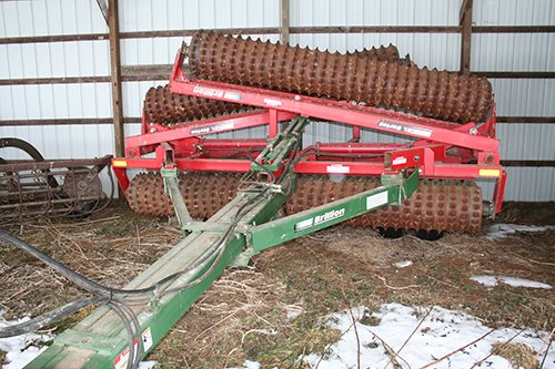 Phillips Equipment - FARM EQUIPMENT AUCTION, 2 AUCTION IN 1!!