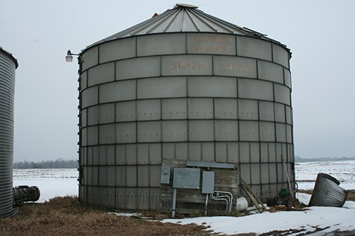 Phillips Equipment - FARM EQUIPMENT AUCTION, 2 AUCTION IN 1!!