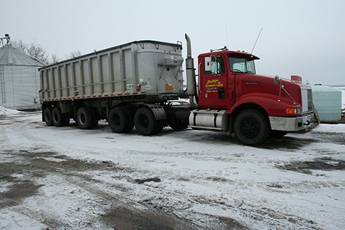 Phillips Equipment - FARM EQUIPMENT AUCTION, 2 AUCTION IN 1!!