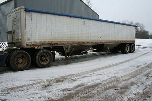 Phillips Equipment - FARM EQUIPMENT AUCTION, 2 AUCTION IN 1!!