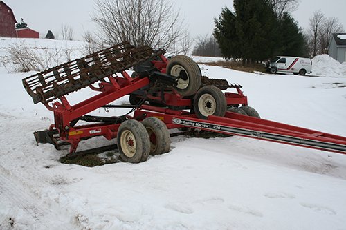 Phillips Equipment - FARM EQUIPMENT AUCTION, 2 AUCTION IN 1!!