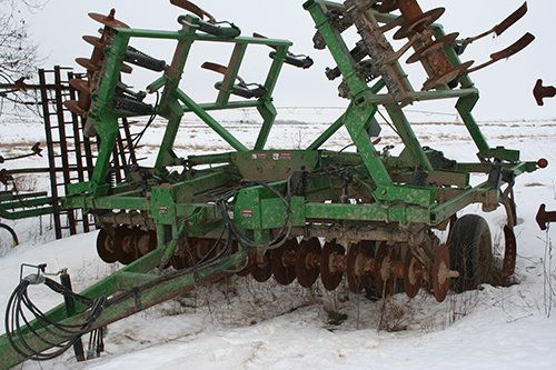 Phillips Equipment - FARM EQUIPMENT AUCTION, 2 AUCTION IN 1!!