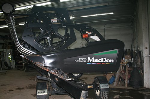 Phillips Equipment - FARM EQUIPMENT AUCTION, 2 AUCTION IN 1!!