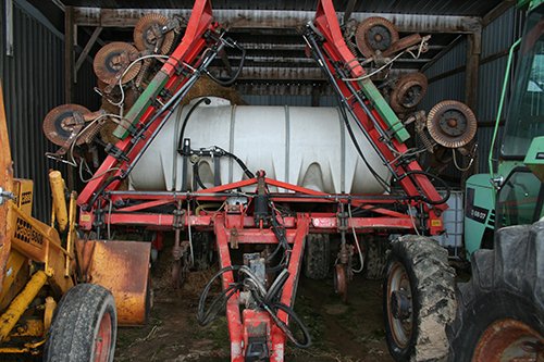 Phillips Equipment - FARM EQUIPMENT AUCTION, 2 AUCTION IN 1!!