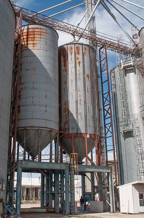 Property photo 50 - FERTILIZER EQUIPMENT AUCTION, Harvest Land Co-Op - 2 Locations, Same Day