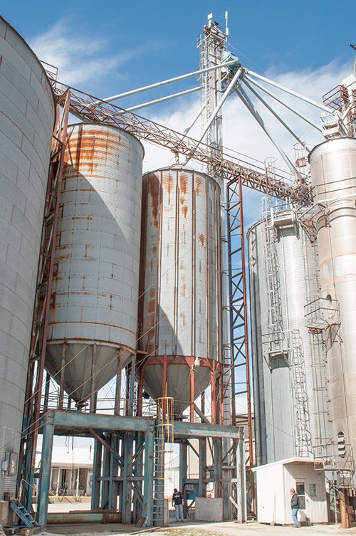 Property photo 49 - FERTILIZER EQUIPMENT AUCTION, Harvest Land Co-Op - 2 Locations, Same Day