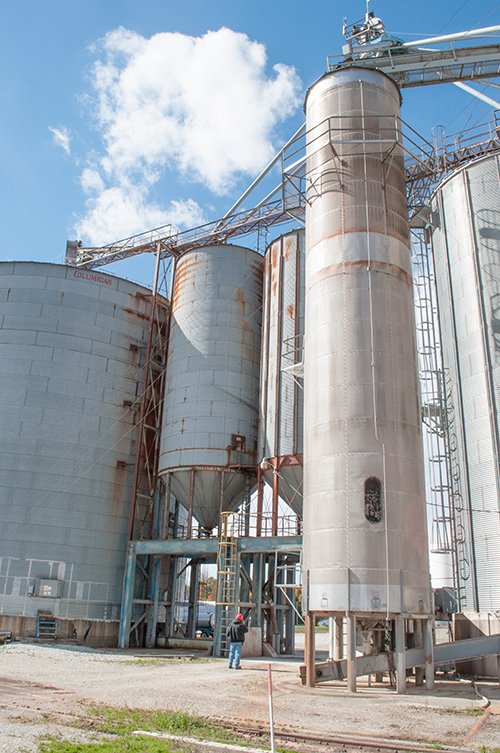 Property photo 42 - FERTILIZER EQUIPMENT AUCTION, Harvest Land Co-Op - 2 Locations, Same Day