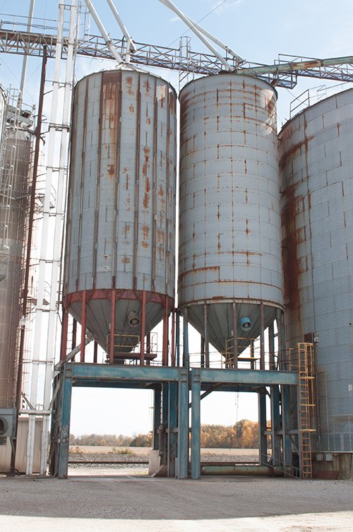 Property photo 43 - FERTILIZER EQUIPMENT AUCTION, Harvest Land Co-Op - 2 Locations, Same Day