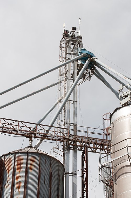 Property photo 12 - FERTILIZER EQUIPMENT AUCTION, Harvest Land Co-Op - 2 Locations, Same Day