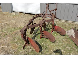Property photo 98 - SURPLUS FARM EQUIPMENT AUCTION