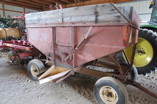 Property photo 102 - SURPLUS FARM EQUIPMENT AUCTION