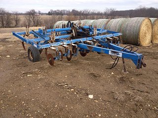 Property photo 75 - SURPLUS FARM EQUIPMENT AUCTION