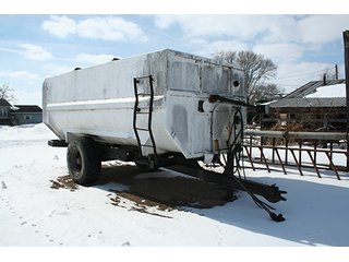 Property photo 61 - EQUIPMENT AUCTIONSuperior Dairy Farms & Other in St. Joseph County, Michigan