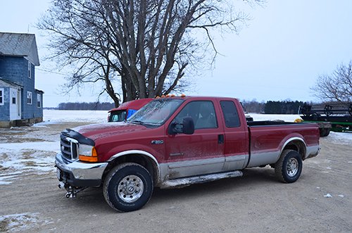 Property photo 9 - SURPLUS FARM & TRUCKING EQUIPMENT AUCTION IN CRAWFORD COUNTY