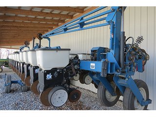 Property photo 23 - EQUIPMENT AUCTION in Ray County