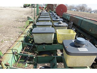 Property photo 54 - EQUIPMENT AUCTION in Ray County