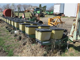 Property photo 64 - EQUIPMENT AUCTION in Ray County