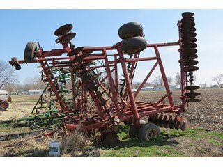 Property photo 71 - EQUIPMENT AUCTION in Ray County