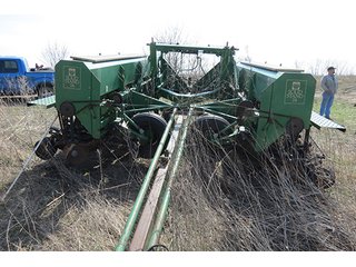 Property photo 146 - EQUIPMENT AUCTION in Ray County