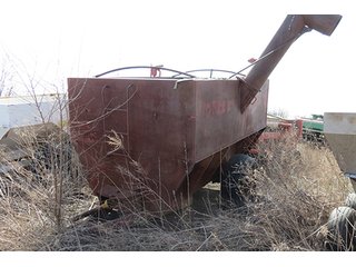 Property photo 154 - EQUIPMENT AUCTION in Ray County