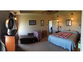 Master Bedroom - LAND & MINERAL ACRES OKLAHOMA AUCTION, 588+/- Land & Producing Mineral Acres offered in 24 Tracts in Okmulgee County
