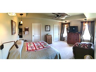 Master Bedroom - LAND & MINERAL ACRES OKLAHOMA AUCTION, 588+/- Land & Producing Mineral Acres offered in 24 Tracts in Okmulgee County