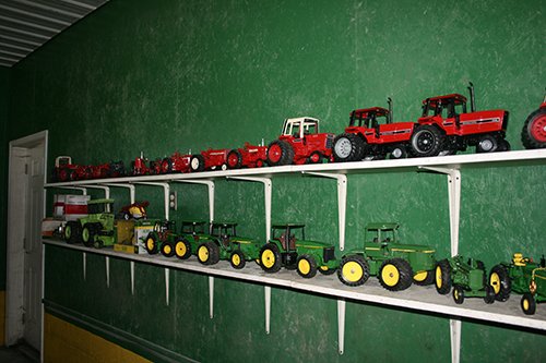 Property photo 50 - EQUIPMENT AUCTION-Dale Haupert Retirement Auction in Whitley County
