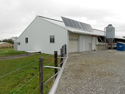Veal Barn - REAL ESTATE AUCTION-25 ACRES OFFERED IN 2 TRACTS IN NE ALLEN COUNTY