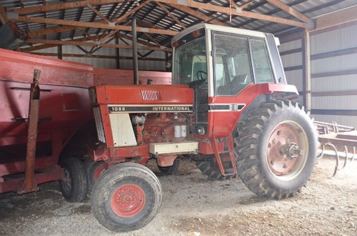 Property photo 5 - FARM EQUIPMENT AUCTION