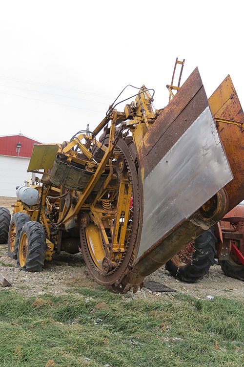 Property photo 74 - FARM EQUIPMENT AUCTION