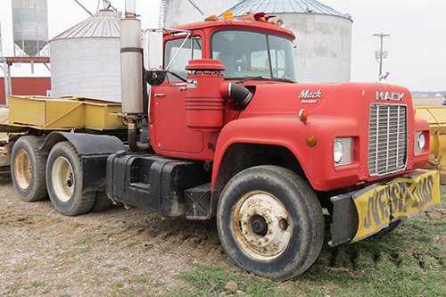Property photo 27 - FARM EQUIPMENT AUCTION