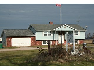 Tract 3 - LAND & REAL ESTATE AUCTION, 313.24+/- Acres offered in 3 Tracts