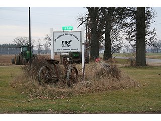 Tract 3 - LAND & REAL ESTATE AUCTION, 313.24+/- Acres offered in 3 Tracts