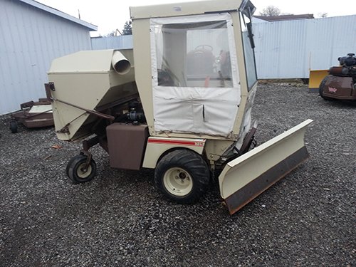 Property photo 200 - Area Farmers & Contractors Equipment Auction