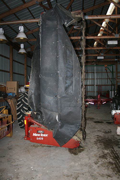 Property photo 165 - Area Farmers & Contractors Equipment Auction