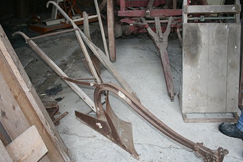 Property photo 281 - Area Farmers & Contractors Equipment Auction